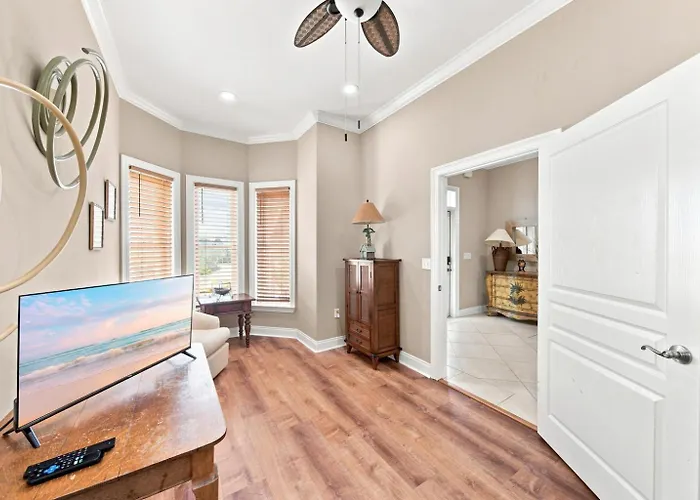 Holiday home Krusty Krab Sleeps 10 Bay Views Pet-friendly Gulf Shores