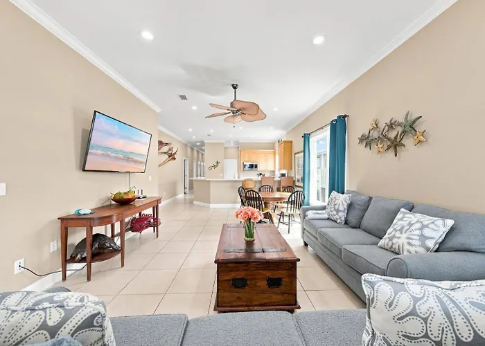 Krusty Krab Sleeps 10 Bay Views Pet-friendly Holiday home