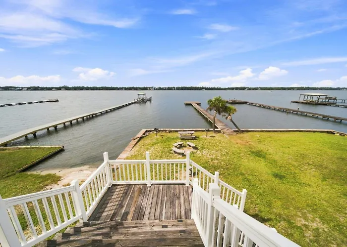 Holiday home Krusty Krab Sleeps 10 Bay Views Pet-friendly